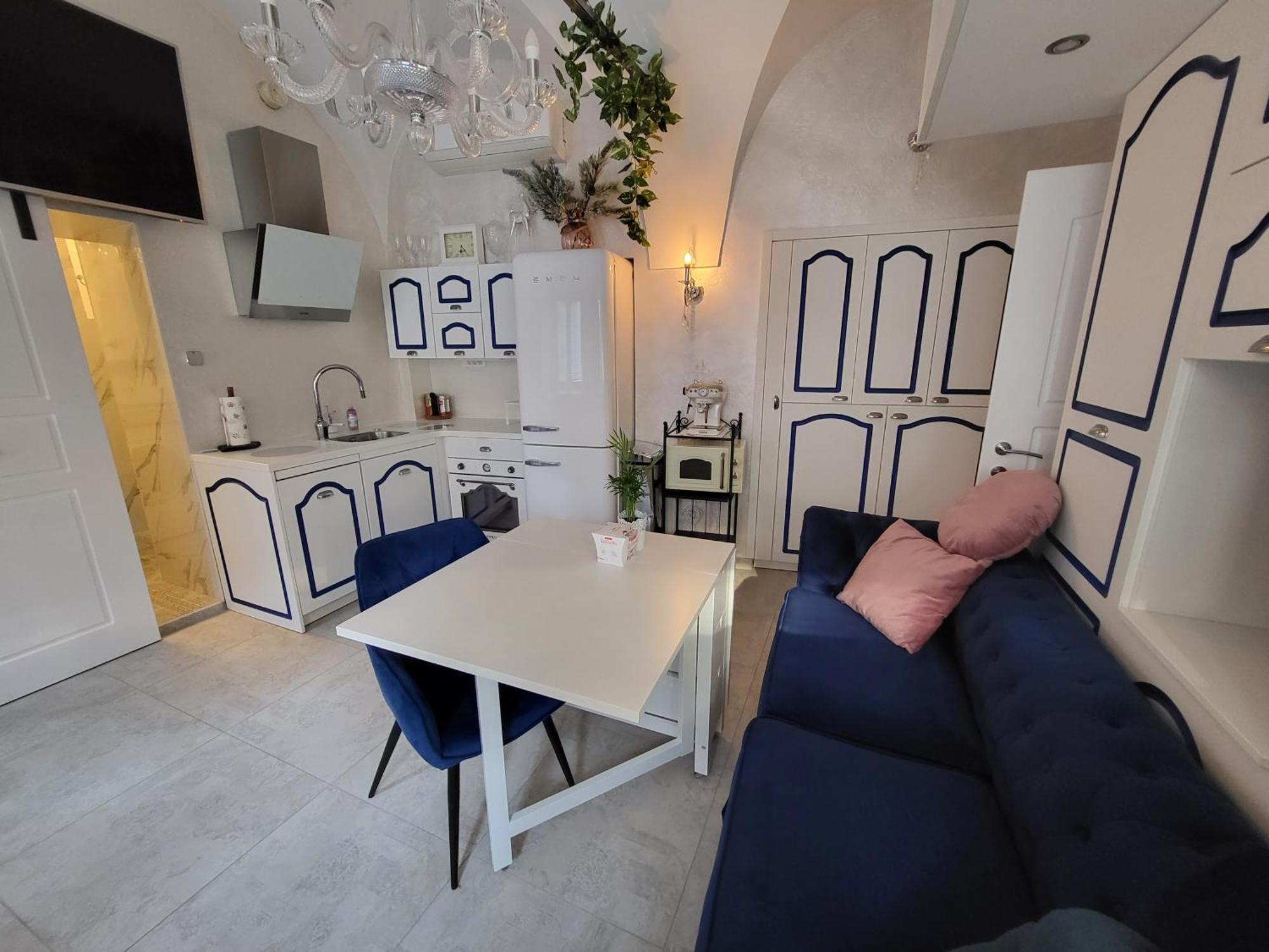 Vintage Apartment In The City Centre Old Town ลูบลิยานา ภายนอก รูปภาพ